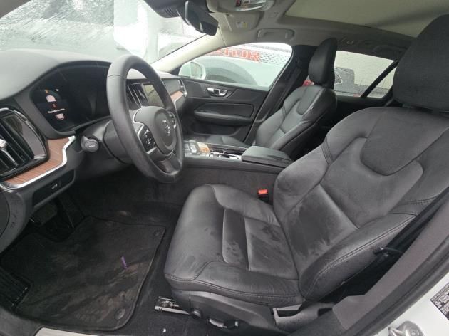 2025 Volvo V60 Cross Country B6 AWD Hybrid PLUS w/High Performance Sound * Portland OR