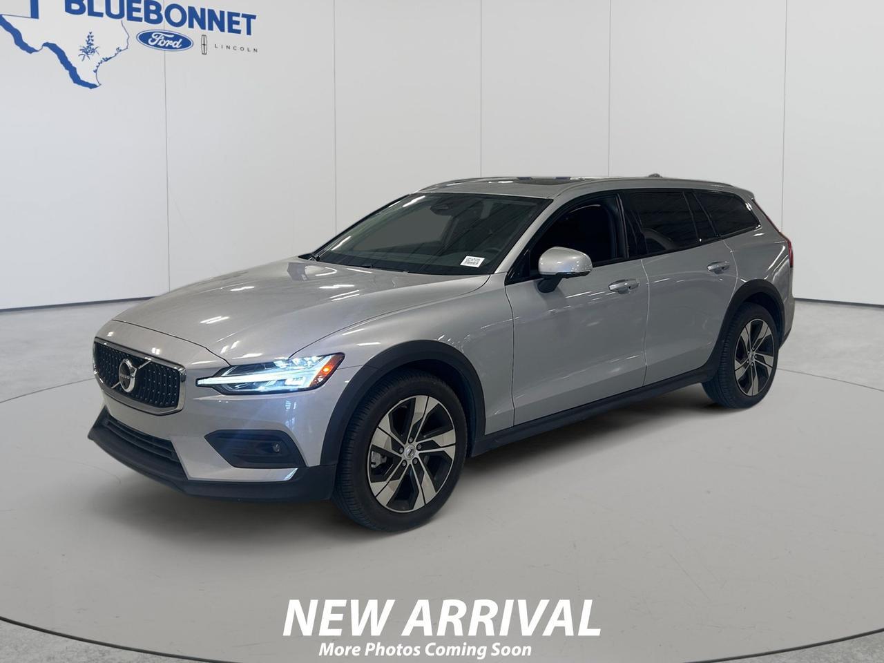 2025 Volvo V60 Cross Country Plus