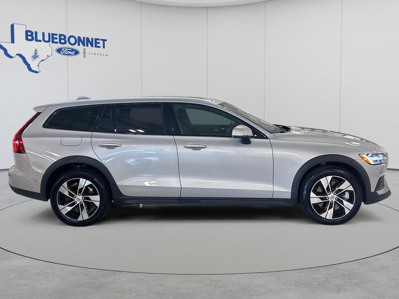 2025 Volvo V60 Cross Country Plus New Braunfels TX
