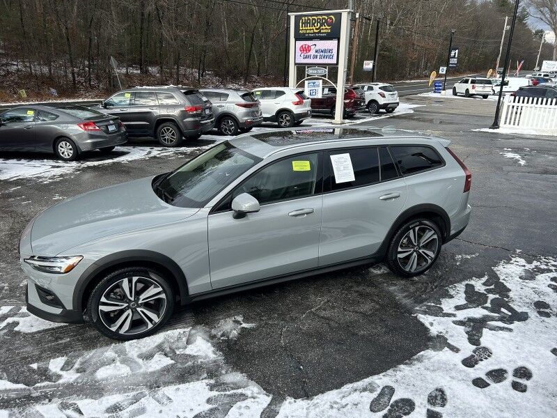 2025 Volvo V60 Cross Country Plus Whitinsville MA