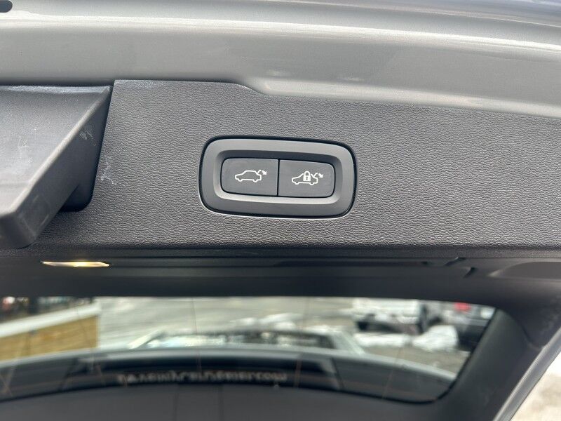 2025 Volvo V60 Cross Country Plus Webster MA