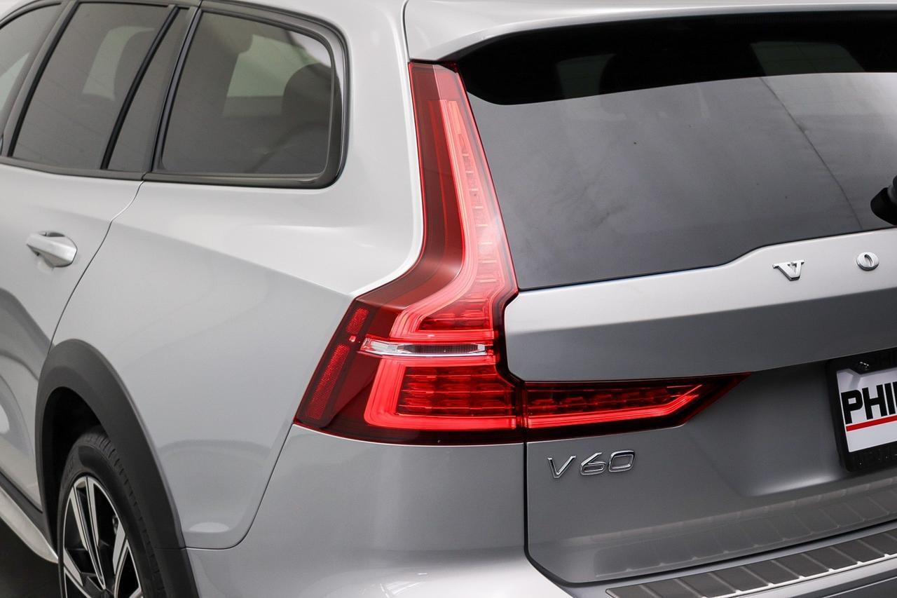 2025 Volvo V60 Cross Country Ultra Newport Beach CA