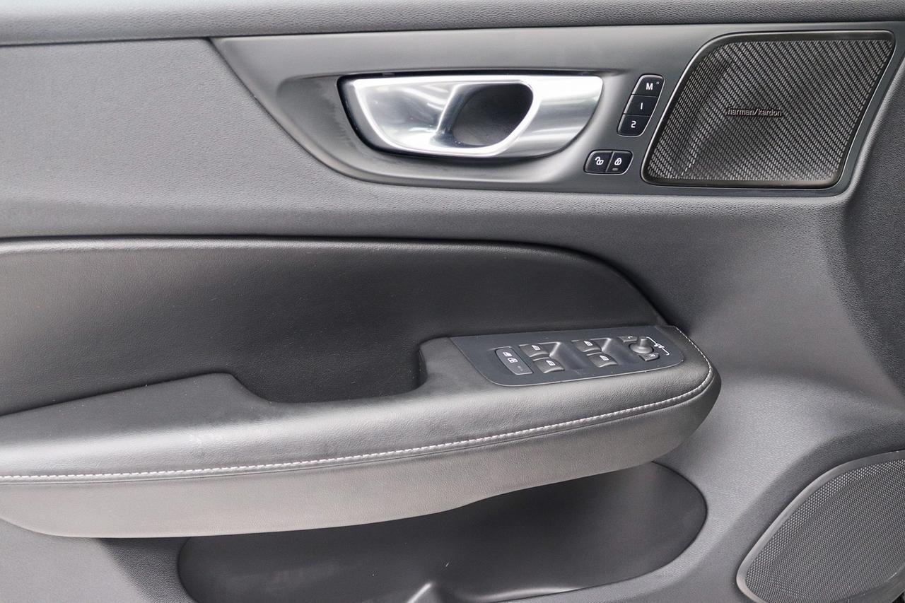 2025 Volvo V60 Cross Country Ultra Newport Beach CA