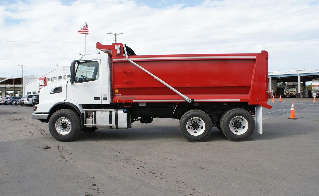 2025 Volvo VHD64B 20 Yd Babco Dump Truck Tampa FL