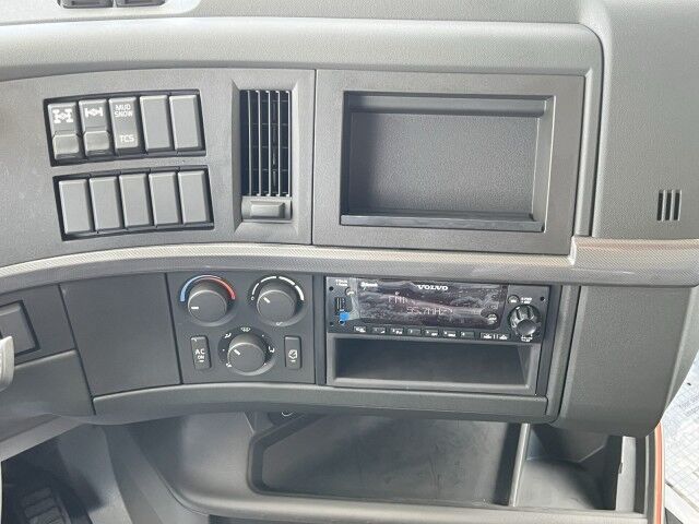 2025 Volvo VHD64B300 16' BABCO Steel Dump Truck Tampa FL