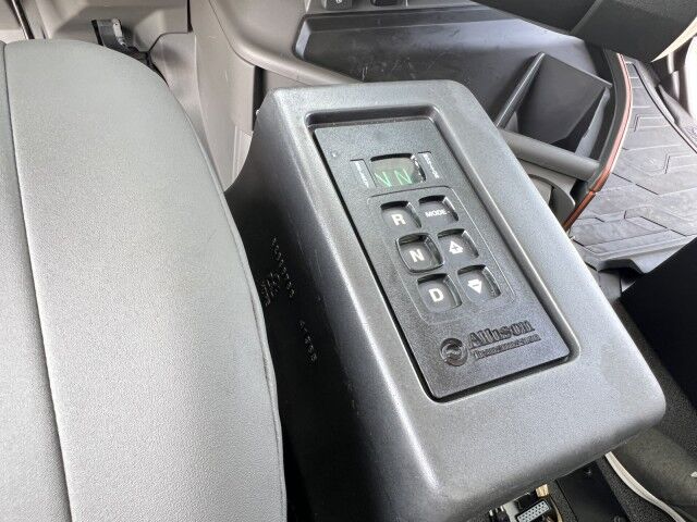 2025 Volvo VHD64B300 24' BABCO Steel Flatbed (Donkey Forklift NOT Included) Miami FL