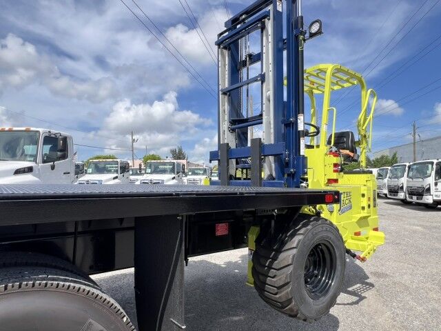 2025 Volvo VHD64B300 24' BABCO Steel Flatbed (Donkey Forklift NOT Included) Miami FL