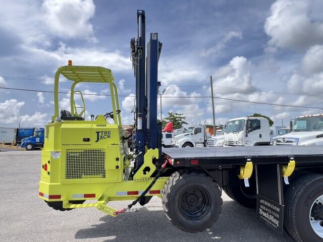 2025 Volvo VHD64B300 24&apos; BABCO Steel Flatbed (Donkey Forklift NOT Included) Miami FL
