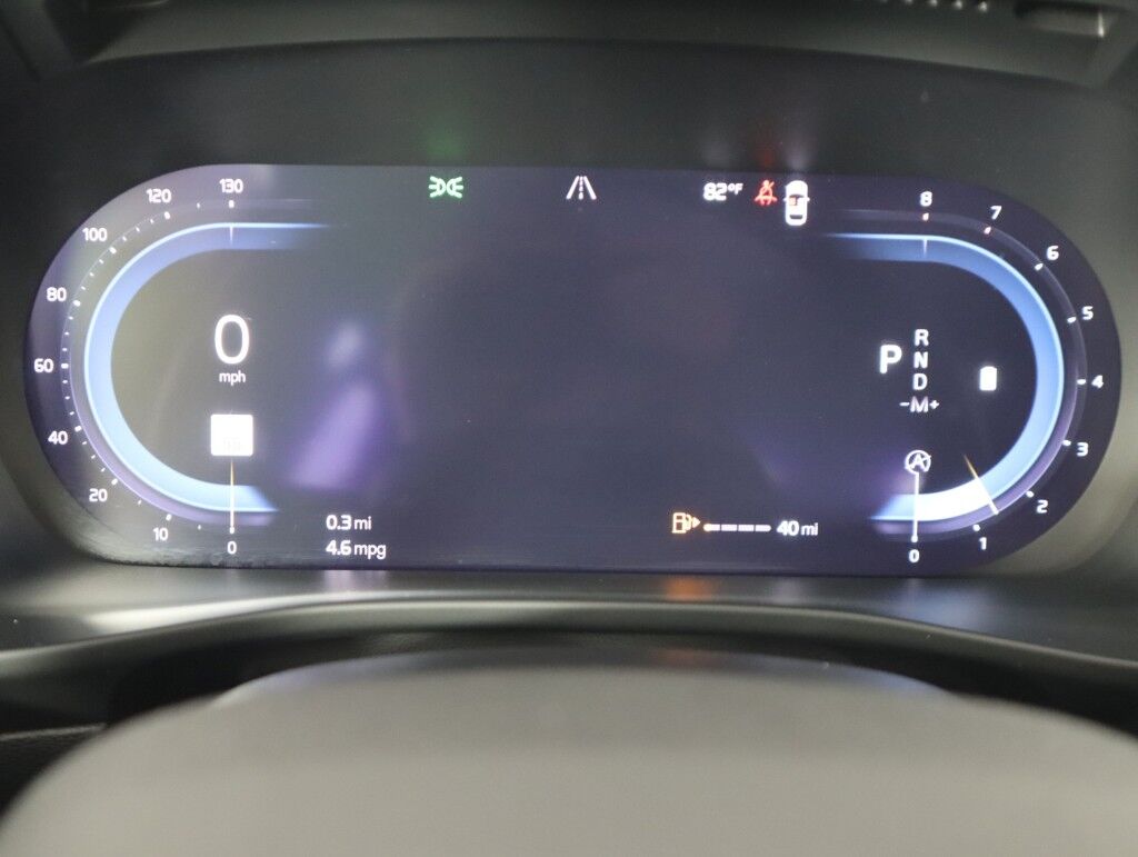 2025 Volvo XC40 AWD Plus Dark Theme Maumee OH