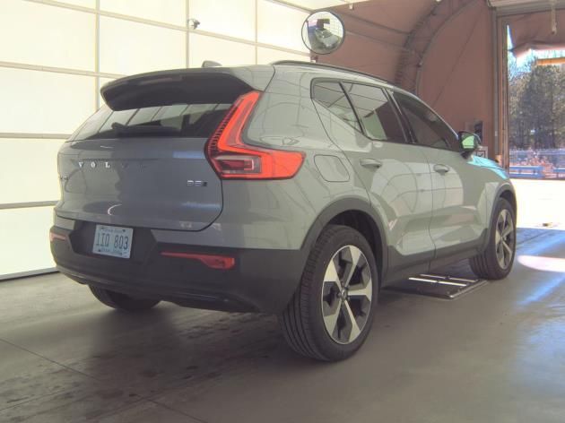 2025 Volvo XC40 B5 AWD Hybrid PLUS w/High Performance Sound, Climate Package * Portland OR