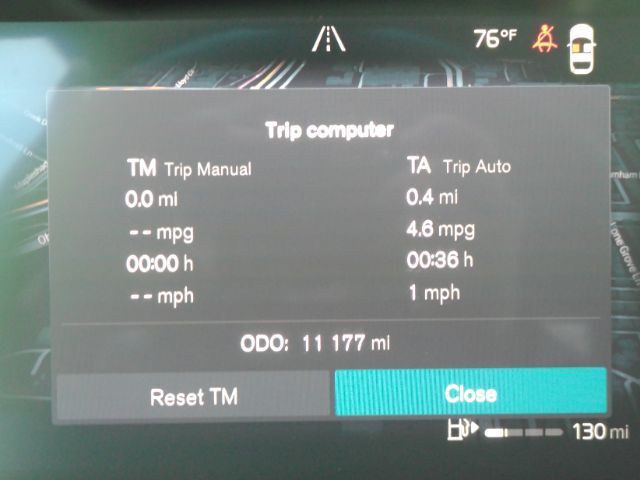 2025 Volvo XC40 B5 Core Bright Theme Plano TX