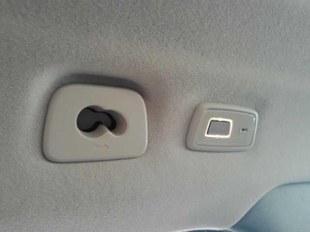 2025 Volvo XC40 B5 Core Bright Theme Plano TX