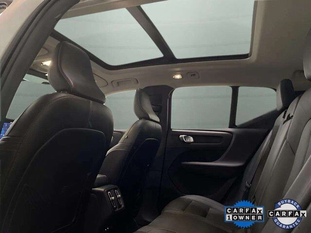 2025 Volvo XC40 B5 Core Dallas TX