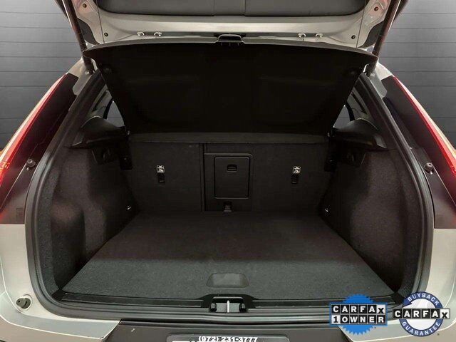 2025 Volvo XC40 B5 Core Dallas TX