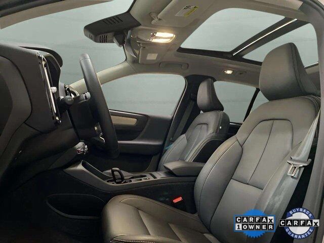 2025 Volvo XC40 B5 Core Dallas TX