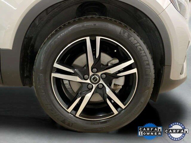 2025 Volvo XC40 B5 Core Dallas TX