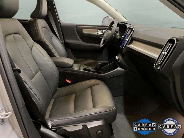 2025 Volvo XC40 B5 Core Dallas TX