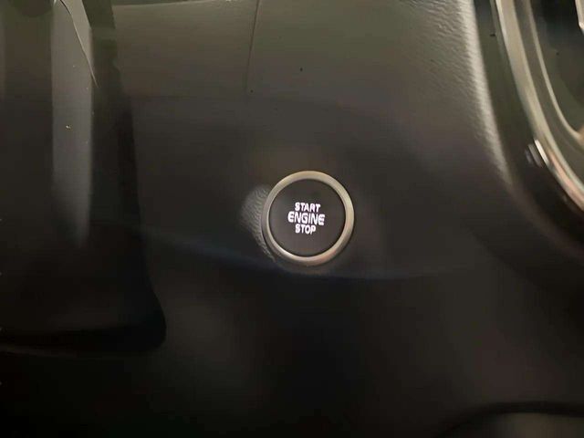 2025 Volvo XC40 B5 Core Dallas TX