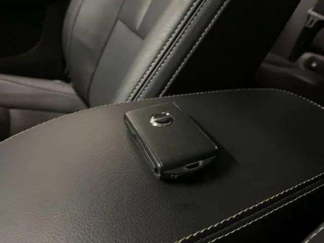 2025 Volvo XC40 B5 Core Dallas TX