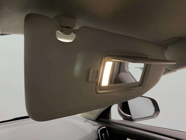 2025 Volvo XC40 B5 Core Dallas TX