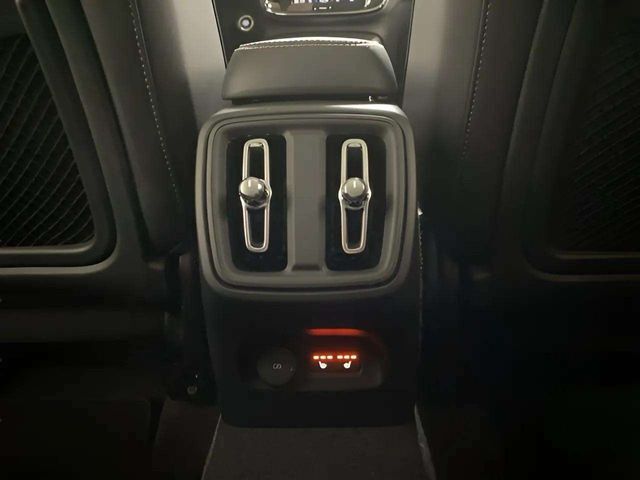 2025 Volvo XC40 B5 Core Dallas TX