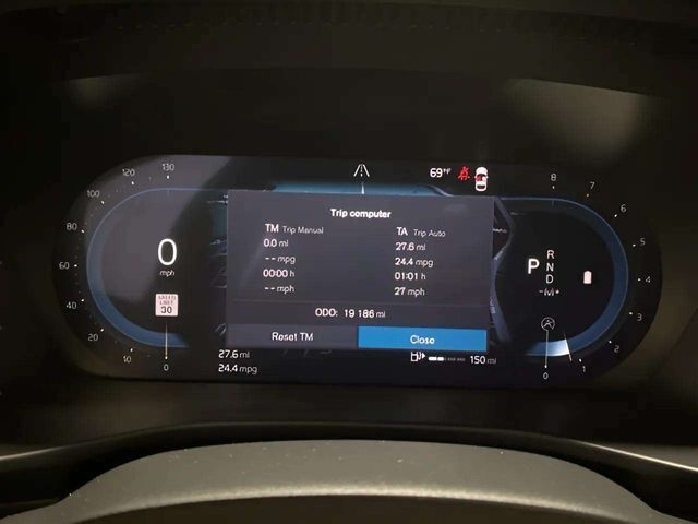 2025 Volvo XC40 B5 Core Dallas TX