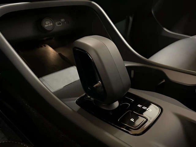 2025 Volvo XC40 B5 Core Dallas TX