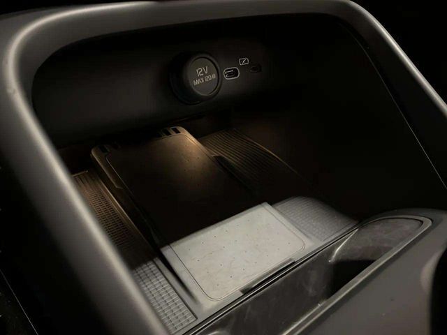 2025 Volvo XC40 B5 Core Dallas TX