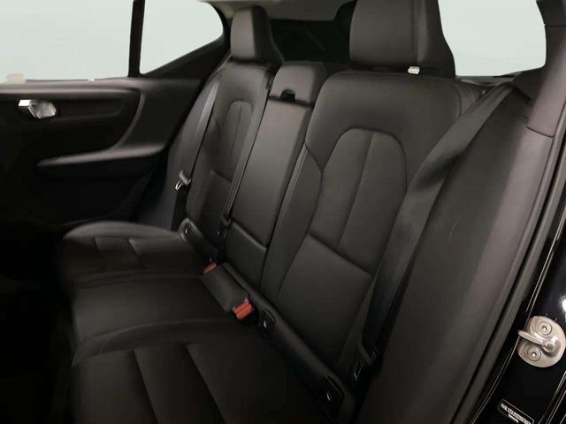 2025 Volvo XC40 B5 Core Dallas TX