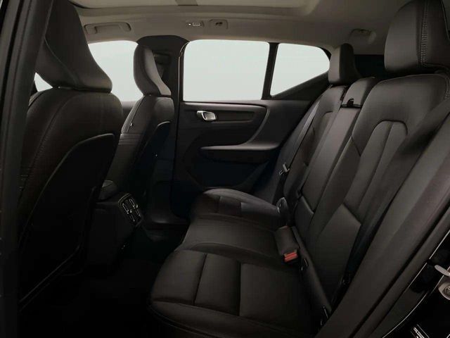 2025 Volvo XC40 B5 Core Dallas TX