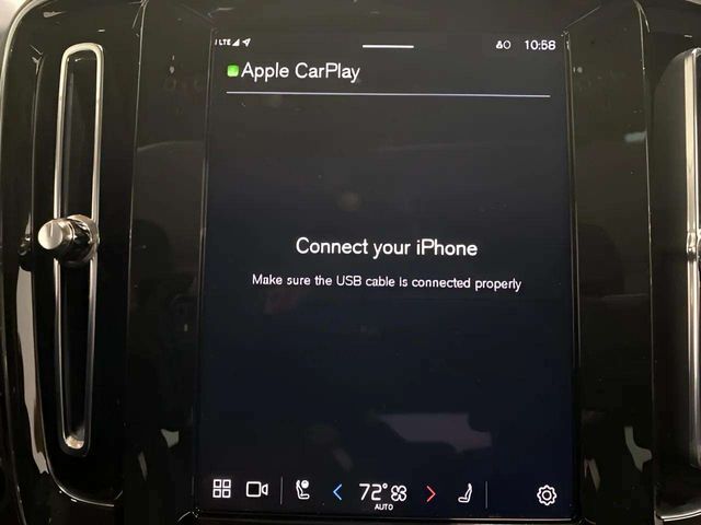 2025 Volvo XC40 B5 Core Dallas TX