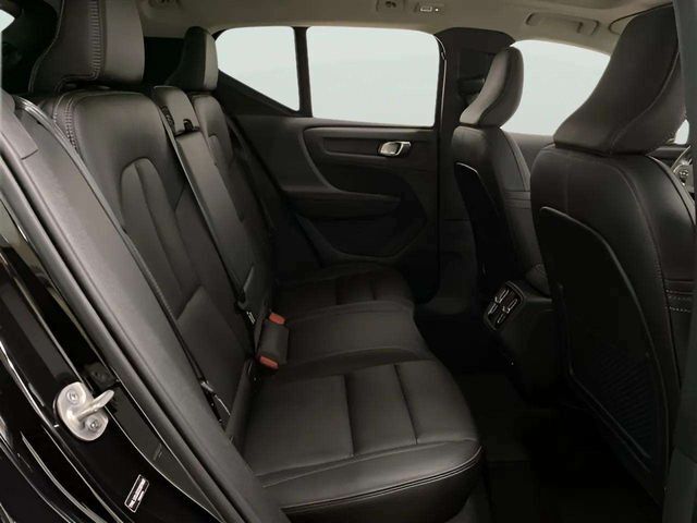 2025 Volvo XC40 B5 Core Dallas TX