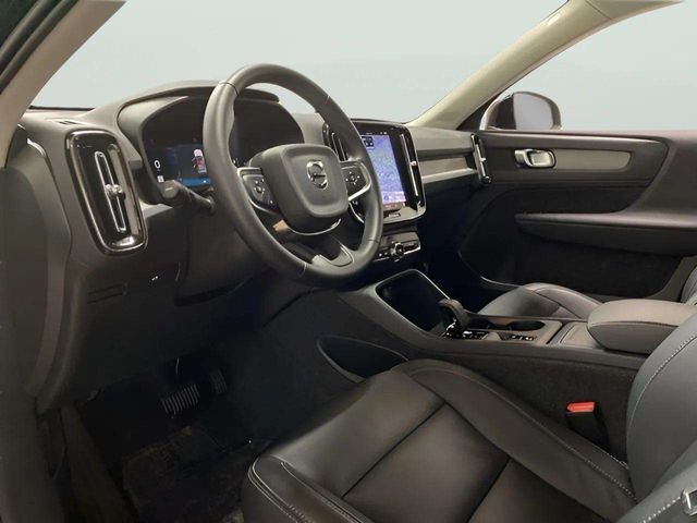 2025 Volvo XC40 B5 Core Dallas TX