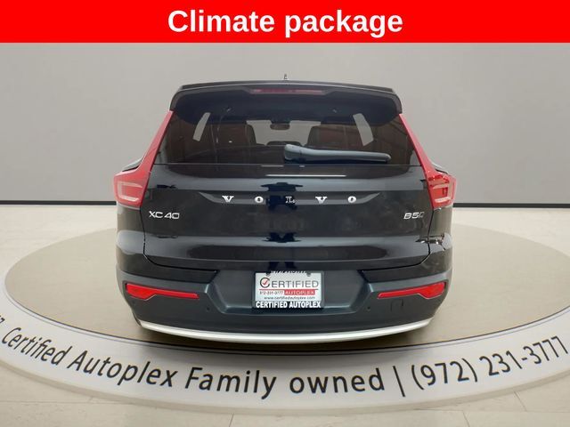 2025 Volvo XC40 B5 Core Dallas TX