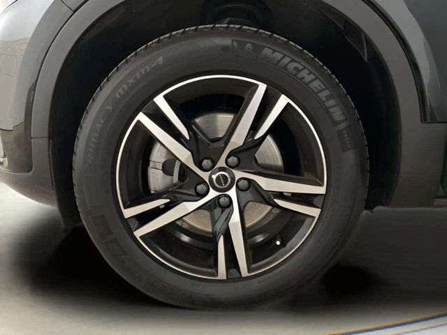 2025 Volvo XC40 B5 Core Dallas TX