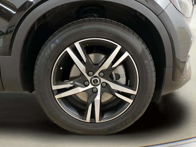 2025 Volvo XC40 B5 Core Dallas TX