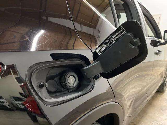 2025 Volvo XC40 B5 Core Dallas TX