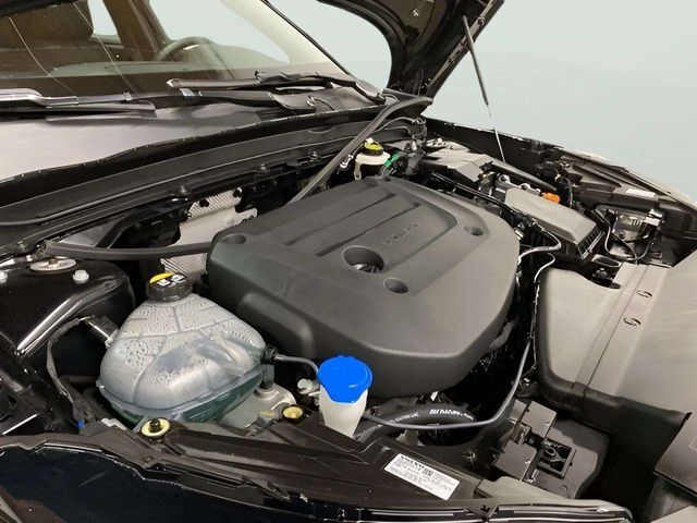 2025 Volvo XC40 B5 Core Dallas TX