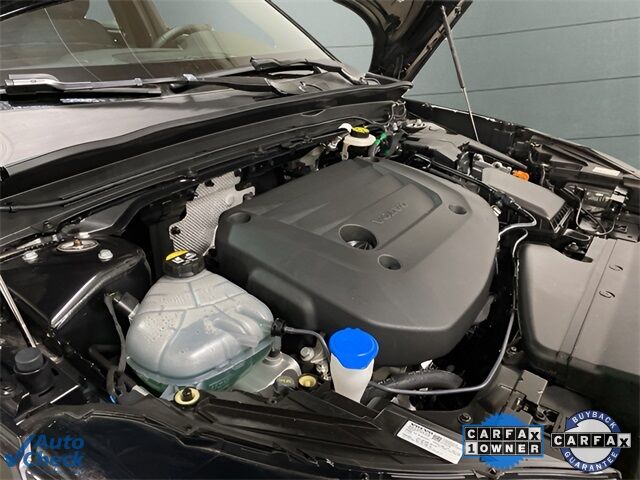 2025 Volvo XC40 B5 Core Dallas TX