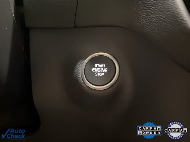 2025 Volvo XC40 B5 Core Dallas TX