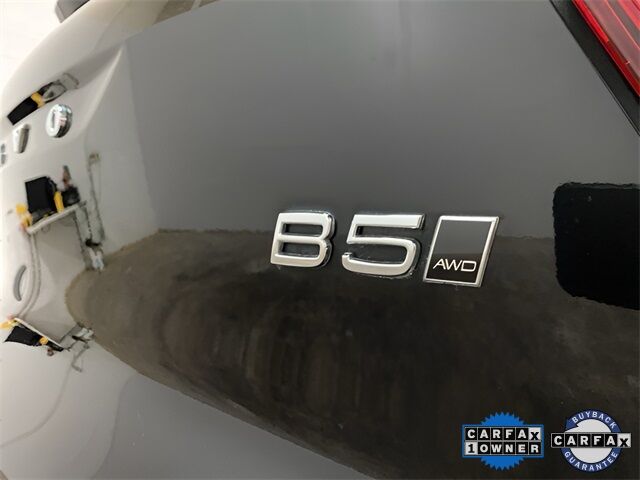 2025 Volvo XC40 B5 Core Dallas TX