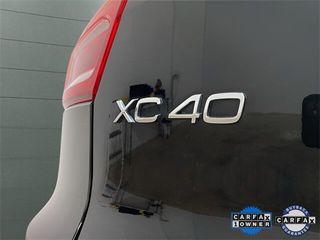 2025 Volvo XC40 B5 Core Dallas TX