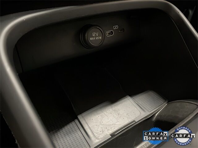2025 Volvo XC40 B5 Core Dallas TX