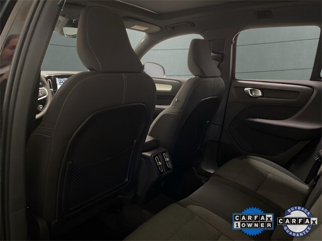 2025 Volvo XC40 B5 Core Dallas TX
