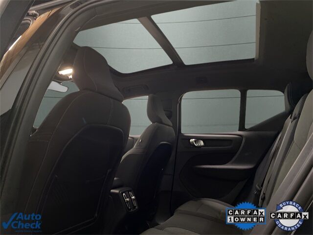 2025 Volvo XC40 B5 Core Dallas TX