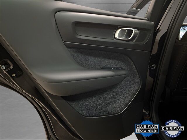 2025 Volvo XC40 B5 Core Dallas TX