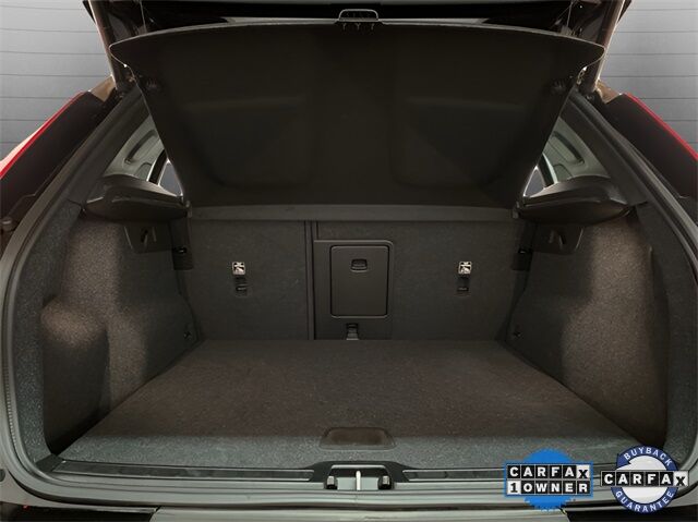 2025 Volvo XC40 B5 Core Dallas TX