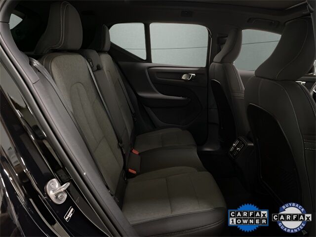 2025 Volvo XC40 B5 Core Dallas TX