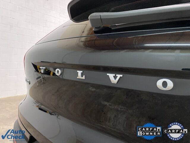 2025 Volvo XC40 B5 Core Dallas TX