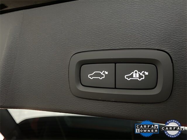 2025 Volvo XC40 B5 Core Dallas TX